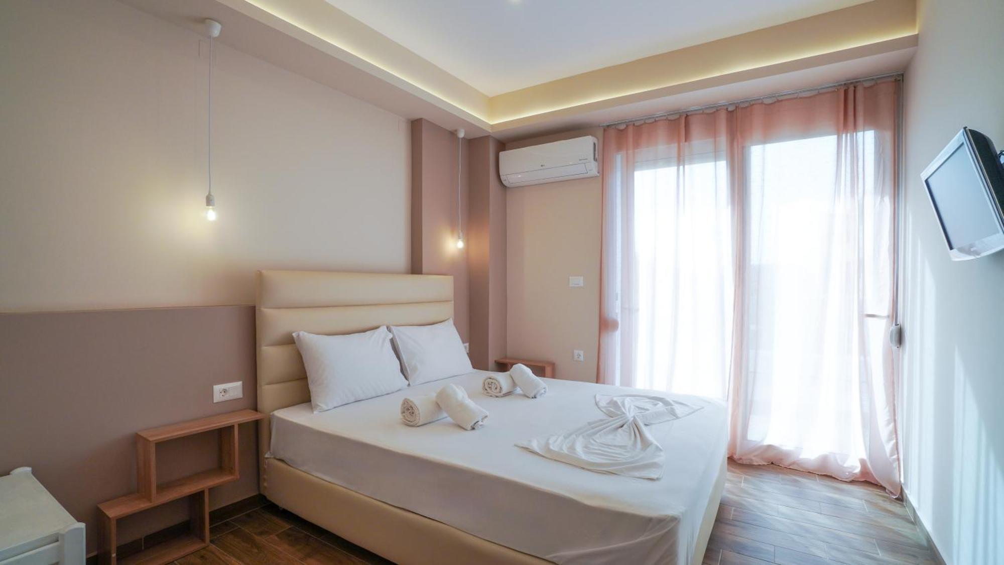 Odyssey Residences 2 Chania  ภายนอก รูปภาพ