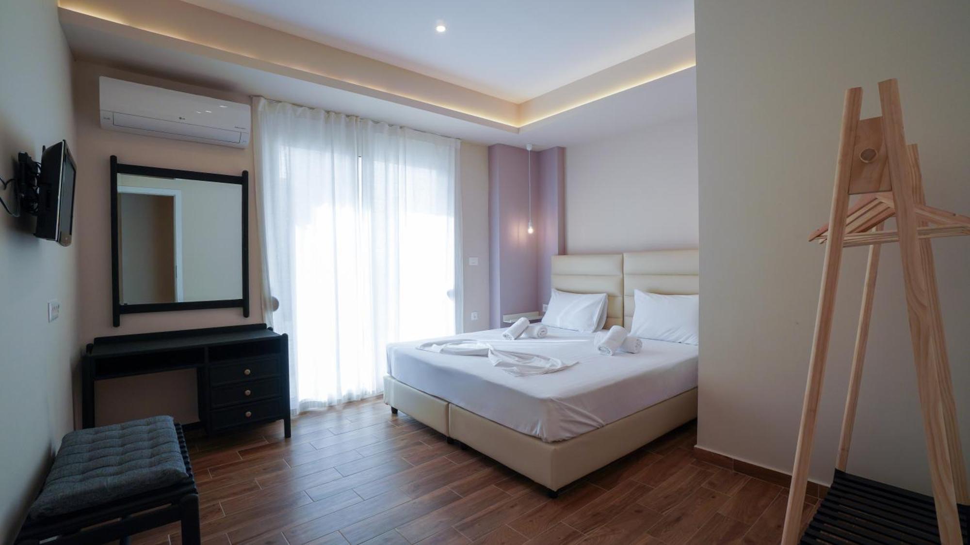 Odyssey Residences 2 Chania  ภายนอก รูปภาพ